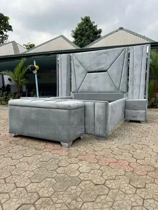 Gray Queen Size Bed Frame With Side Drawers and Ottoman