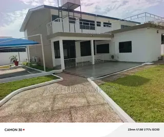 8bdrm House in Cantonment Estate, DVLA Area for rent