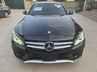 Mercedes-Benz C300 Luxury 4dr AWD 4Matic Sedan (2.0L 4cyl 7A) 2015