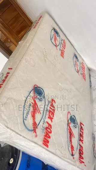 Latex Foam 12inches High Density Mattress