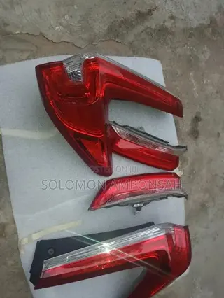 Honda CR-V Complete Tail Light
