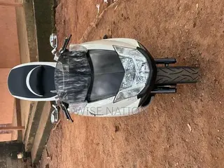Yamaha 2016 White