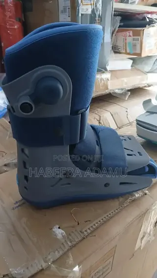 Air Cast Boots
