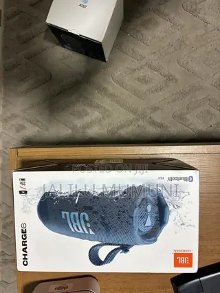JBL Charge 6