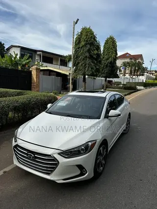 Hyundai Elantra Limited 2018 White