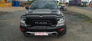RAM 1500 2020 Gray