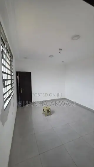 1bdrm Apartment in Community 23, Sakumono for rent