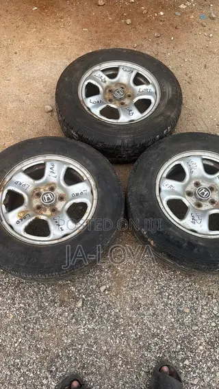 American Used HONDA CRV Tires