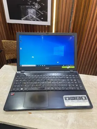 Laptop Acer Aspire E15 4GB AMD A10 HDD 500GB