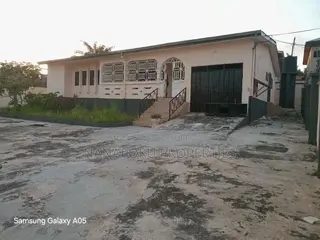 3bdrm Apartment in Nya Anidaso Real, Ejisu-Juaben Municipal for sale