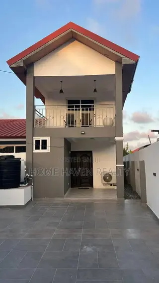 3bdrm House in Spintex Baastona, Baatsona Total for sale