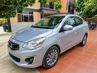 Mitsubishi Attrage 2016 Silver