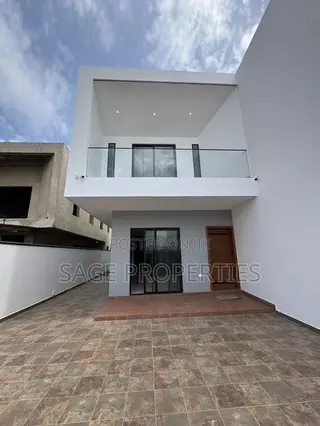 3bdrm Duplex in Manet Junction for sale
