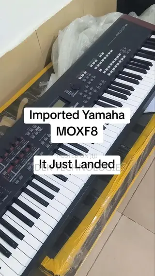 Yamaha MOXF8 Piano Keyboard