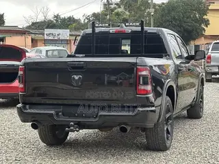 Dodge RAM 2022 Black