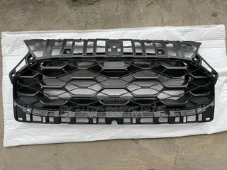 Honda HRV Front Grille 2022 2023 2024 2025