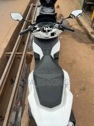 Honda 2020 White