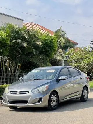 Hyundai Accent SE Sedan 2016 Gray