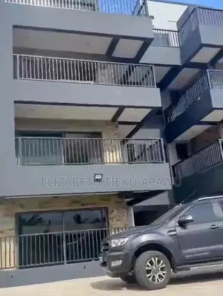 2bdrm Apartment in Hfc Estates, Baatsona Total for rent