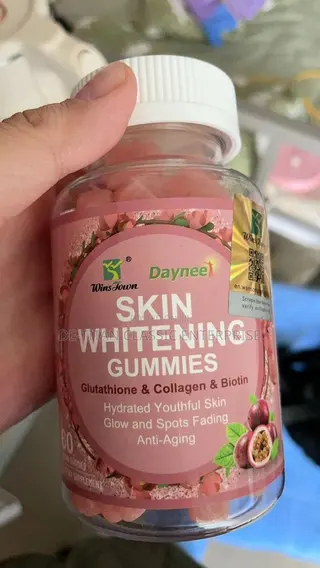 Daynee Skin Whitening and Anti-Aging Gummies- 60 Gummies