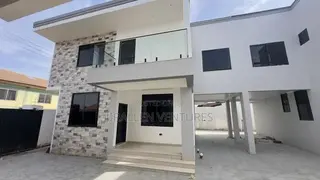 4bdrm House in Adenta for sale