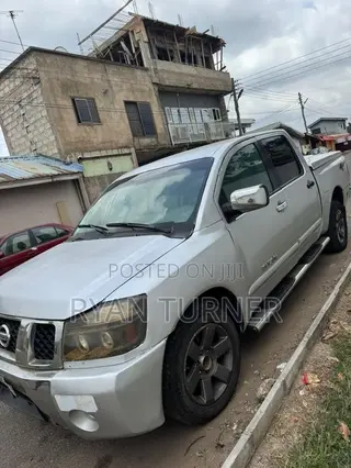 Nissan Titan Crew Cab 2006 Silver