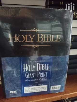 Holy Bible (Giant Print)