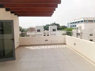 5bdrm Townhouse / Terrace in Airport Residential Area for rent