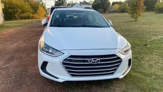 Hyundai Elantra 2018 White