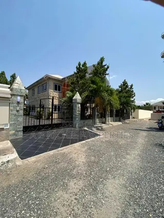 5bdrm House in Ab Richie Properties, Cantonments for sale