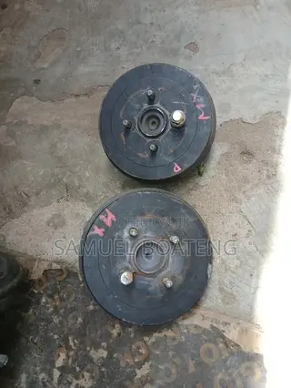 Toyota Yaris Back Hub Complete Is Available Here