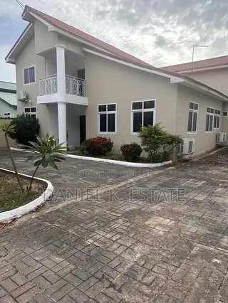 5bdrm House in West Legon for rent