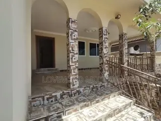Furnished 3bdrm Mansion in Private Property, Accra Metropolitan