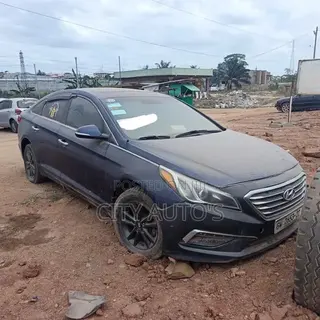 Hyundai Sonata 2016 Blue
