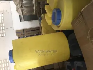 Antiscalant With a Dozen Tank and a Metering Pump