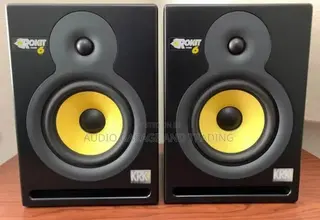 Studio Monitor
