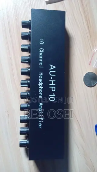 10 Channels Headphone Amplifier