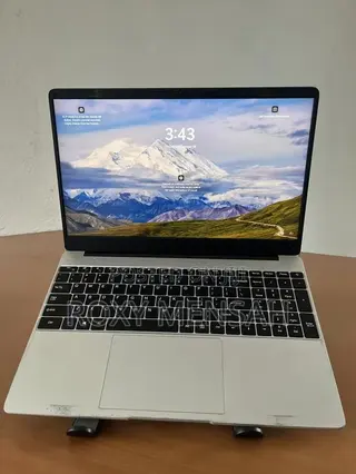 Laptop 8GB Intel Celeron SSD 128GB