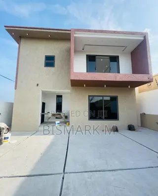 4bdrm House in Lakeside Estate, Ashaley Botwe for sale
