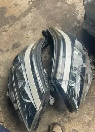 Toyota Voxy Headlight Home Used 2014 2015 Pair 25000