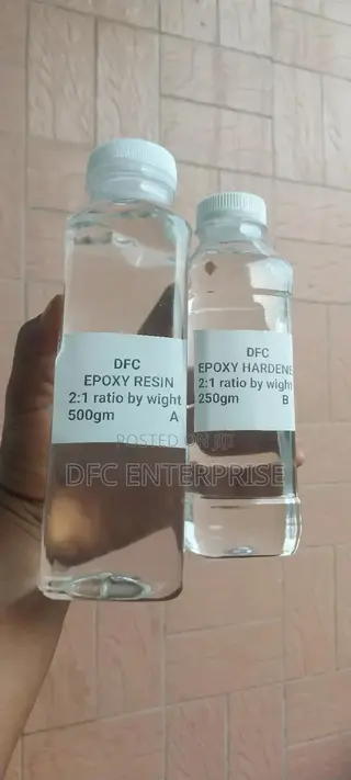 2:1 Epoxy Resin and Hardener.