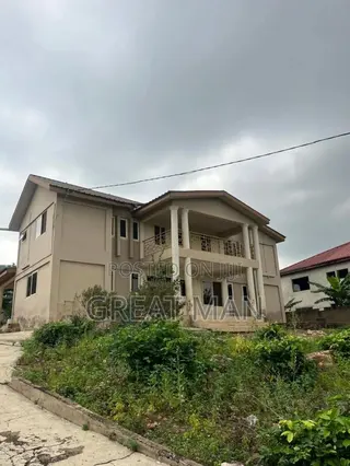 9bdrm House in Dodowa for sale