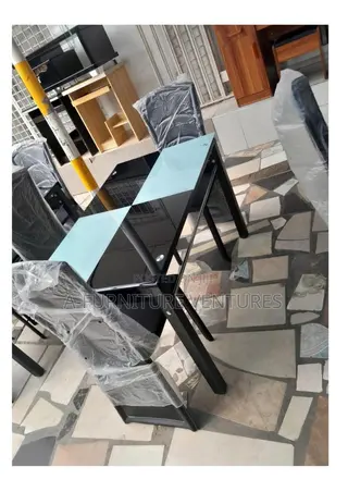 Dami Dining Table