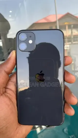 Apple iPhone 11 64 GB Black
