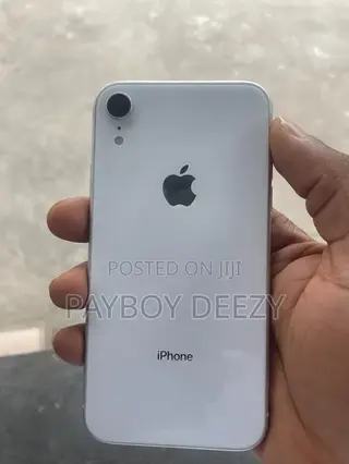 Apple iPhone XR 128 GB White
