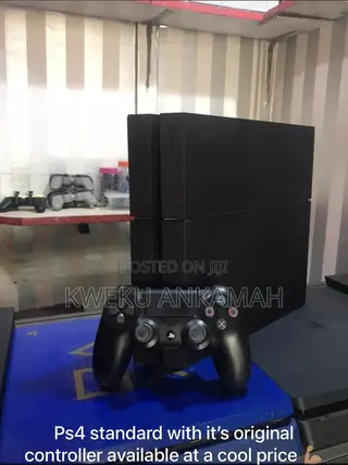 Playstation 4 Standed Complete With a Controller