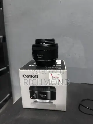 Canon Lense