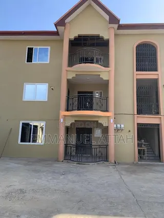 3bdrm Apartment in Lakeside, Adenta for rent