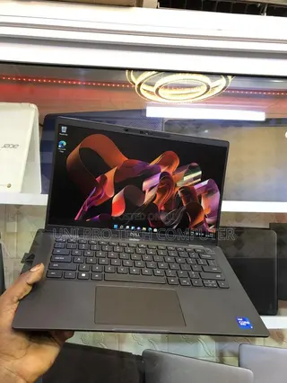 New Laptop Dell Latitude 7420 32GB Intel Core I7 SSD 512GB