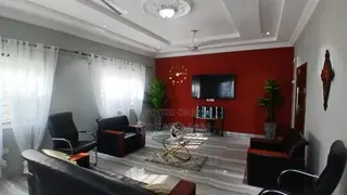 Furnished 3bdrm Apartment in Kokomlemle for Rent
